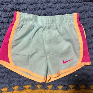 Nike girls 2t like new Dri Fit shorts